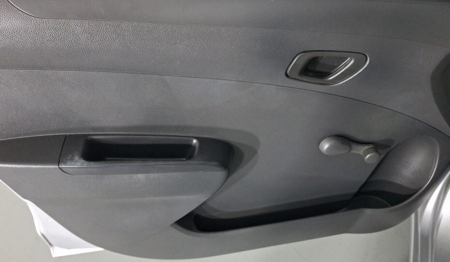 Chevrolet Spark 1.2 LT B MT Hatchback 2015