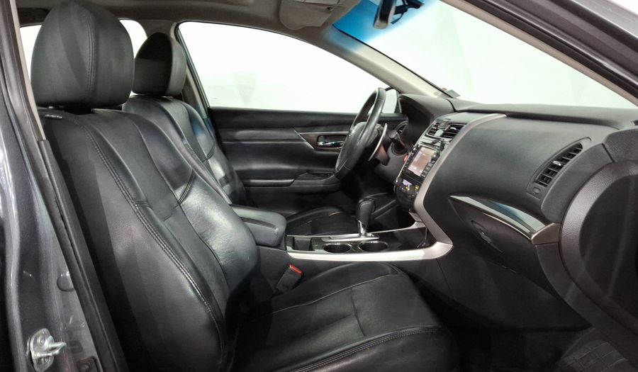 Nissan Altima 3.5 EXCLUSIVE CVT Sedan 2016