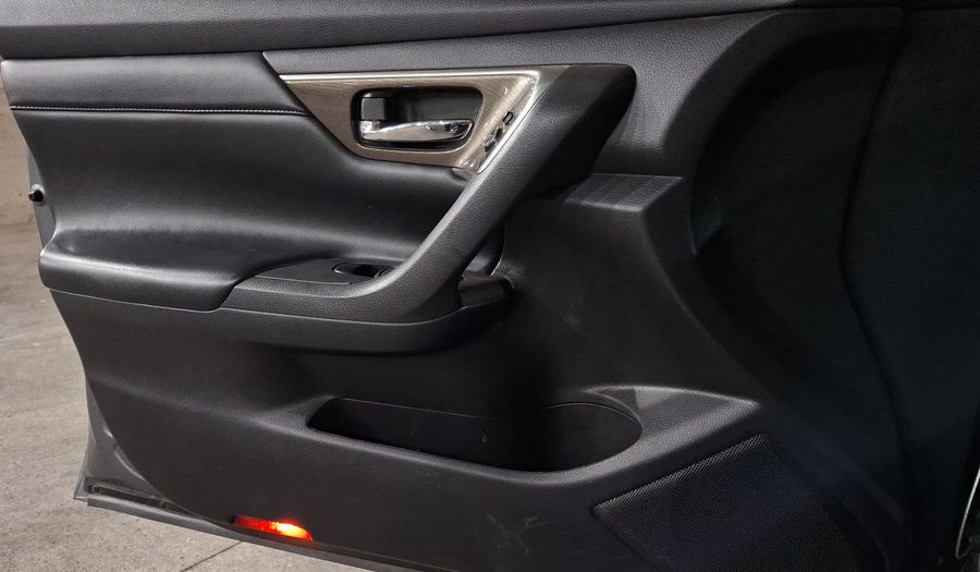 Nissan Altima 3.5 EXCLUSIVE CVT Sedan 2016