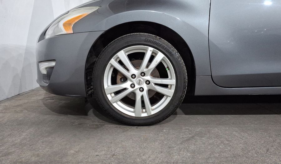 Nissan Altima 3.5 EXCLUSIVE CVT Sedan 2016