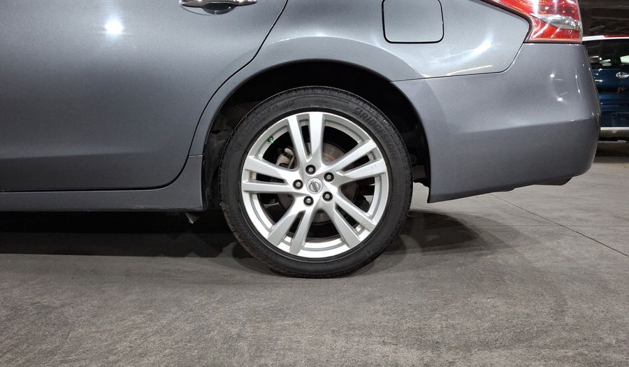 Nissan Altima 3.5 EXCLUSIVE CVT Sedan 2016