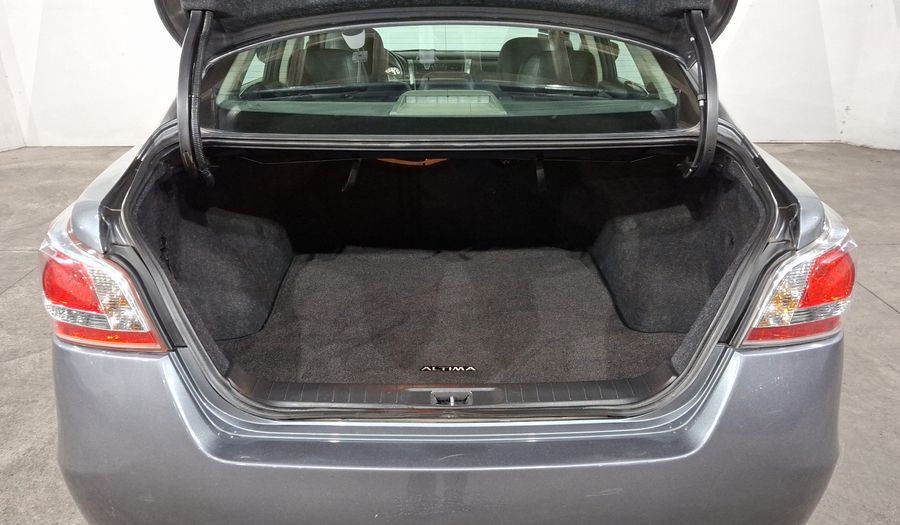Nissan Altima 3.5 EXCLUSIVE CVT Sedan 2016