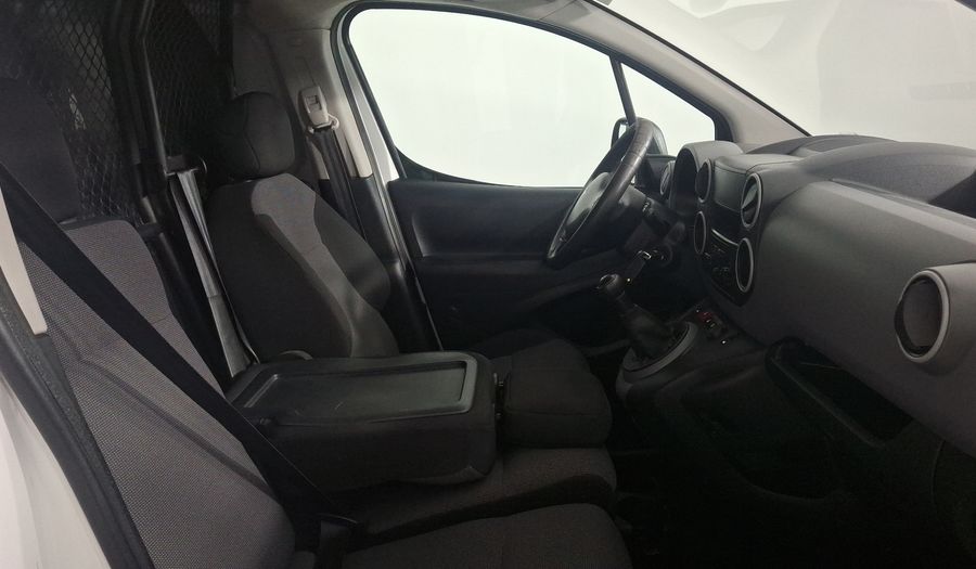 Peugeot Partner 1.6 HDI MAXI DIESEL 5P MT Van 2018