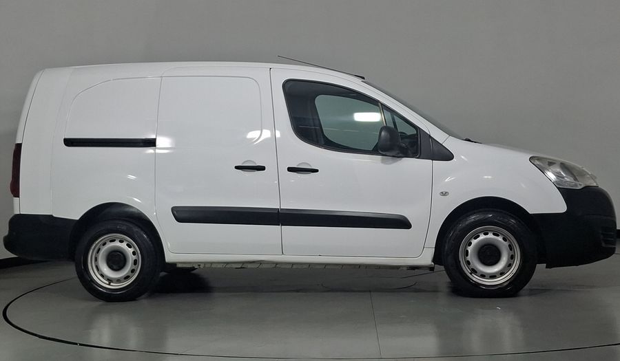 Peugeot Partner 1.6 HDI MAXI DIESEL 5P MT Van 2018