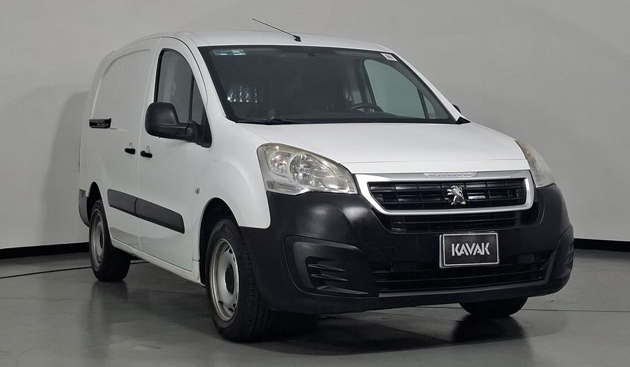 Peugeot Partner 1.6 HDI MAXI DIESEL 5P MT Van 2018