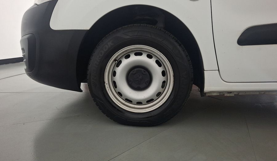 Peugeot Partner 1.6 HDI MAXI DIESEL 5P MT Van 2018