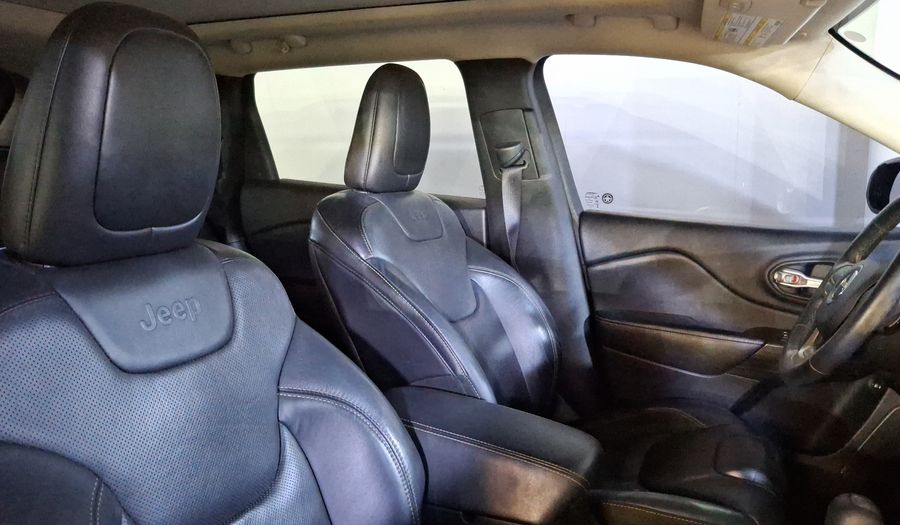 Jeep Cherokee 2.4 LIMITED PREMIUM 4X2 Suv 2016