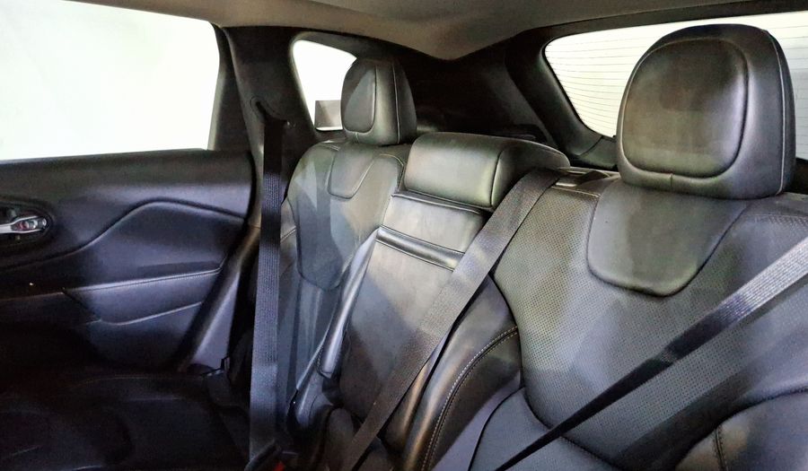 Jeep Cherokee 2.4 LIMITED PREMIUM 4X2 Suv 2016