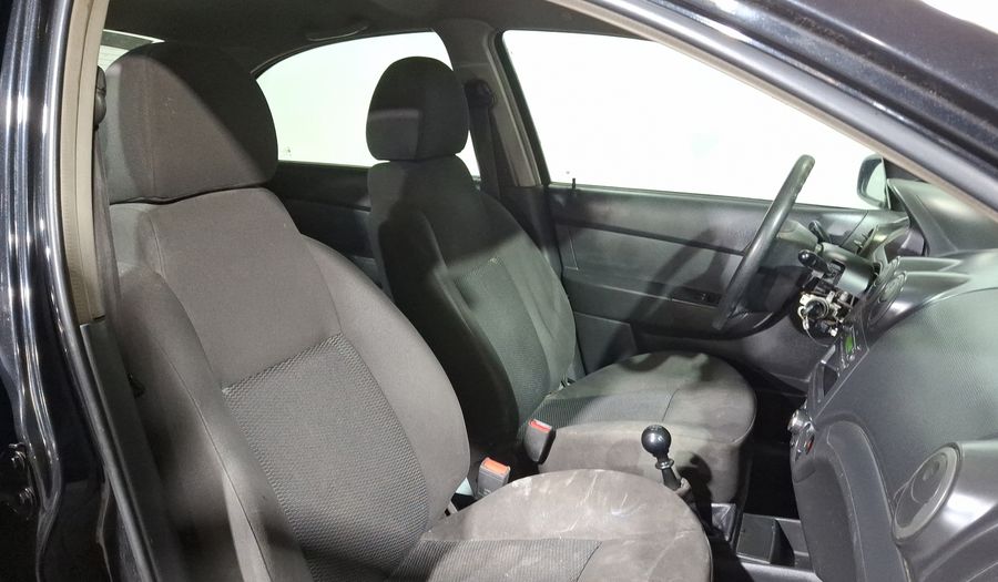 Chevrolet Aveo 1.6 MT B Sedan 2015
