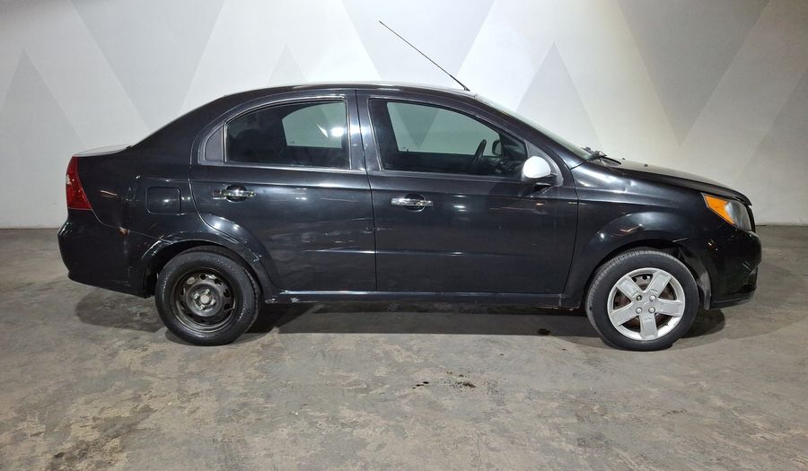 Chevrolet Aveo 1.6 MT B Sedan 2015