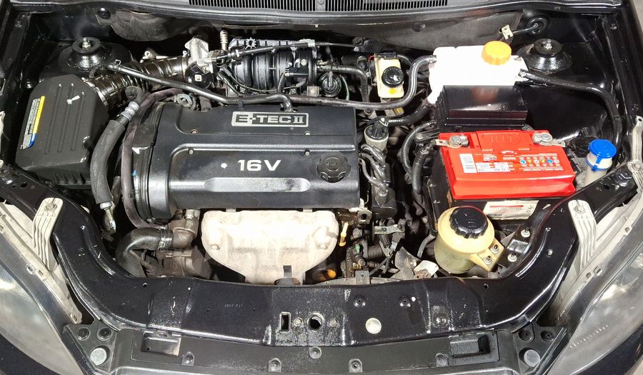 Chevrolet Aveo 1.6 MT B Sedan 2015