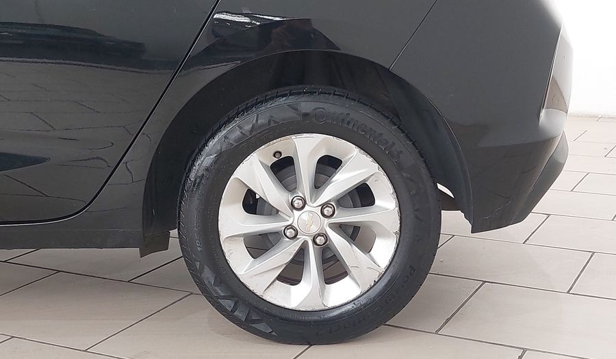 Chevrolet Onix 1.0 LT Hatchback 2021