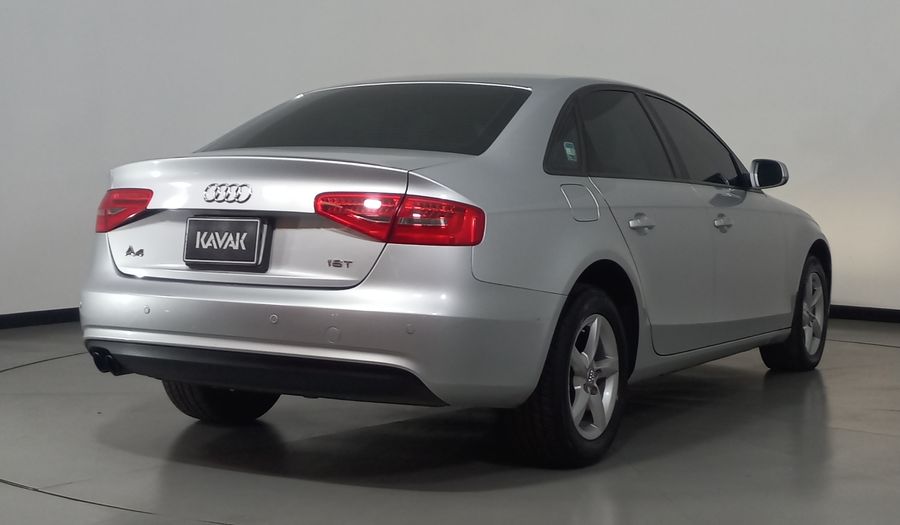 Audi A4 1.8 TFSI TRENDY MULTITRONIC Sedan 2014