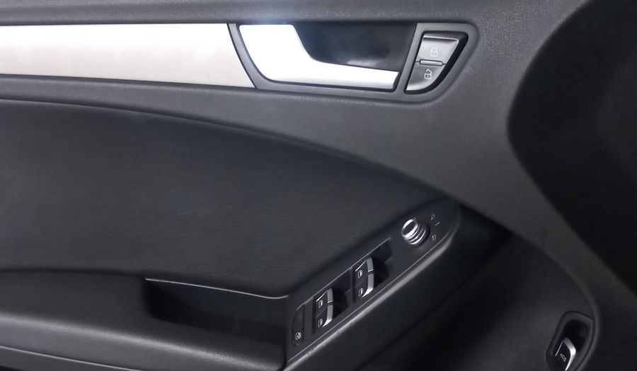 Audi A4 1.8 TFSI TRENDY MULTITRONIC Sedan 2014