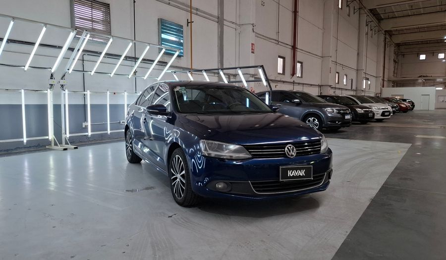 Volkswagen Vento 2.0T FSI SPORTLINE DSG Sedan 2013