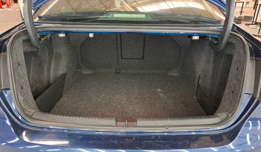 Volkswagen Vento 2.0T FSI SPORTLINE DSG Sedan 2013