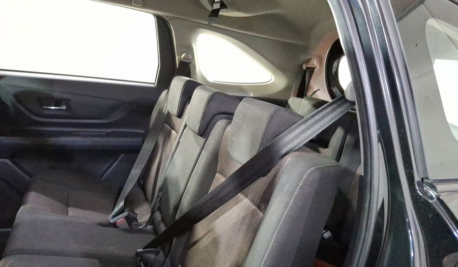 Toyota Avanza 1.5 LE Minivan 2022