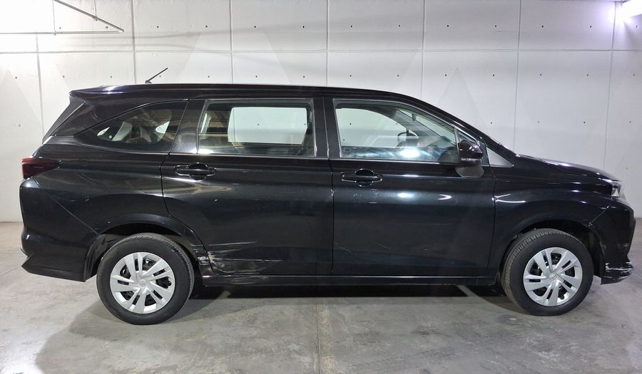 Toyota Avanza 1.5 LE Minivan 2022