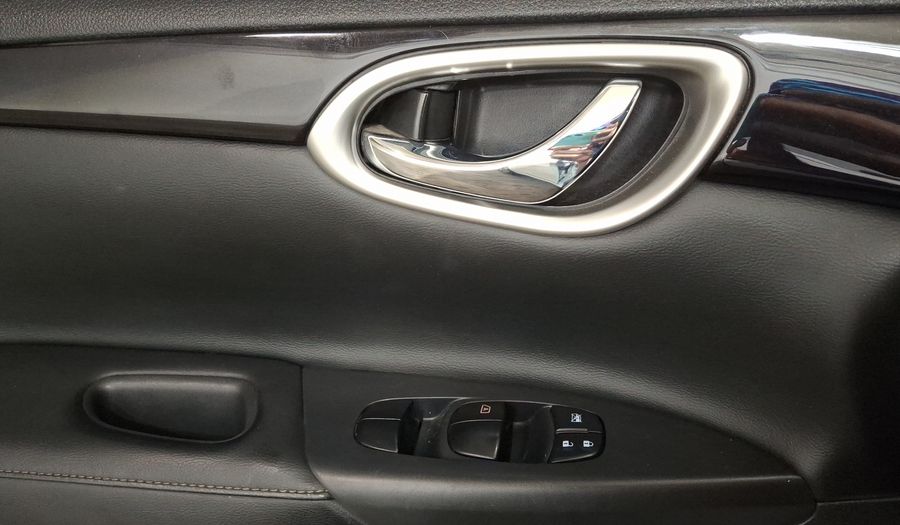 Nissan Sentra 1.8 EXCLUSIVE NAVI CVT Sedan 2017