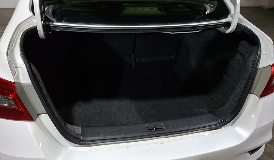 Nissan Sentra 1.8 EXCLUSIVE NAVI CVT Sedan 2017