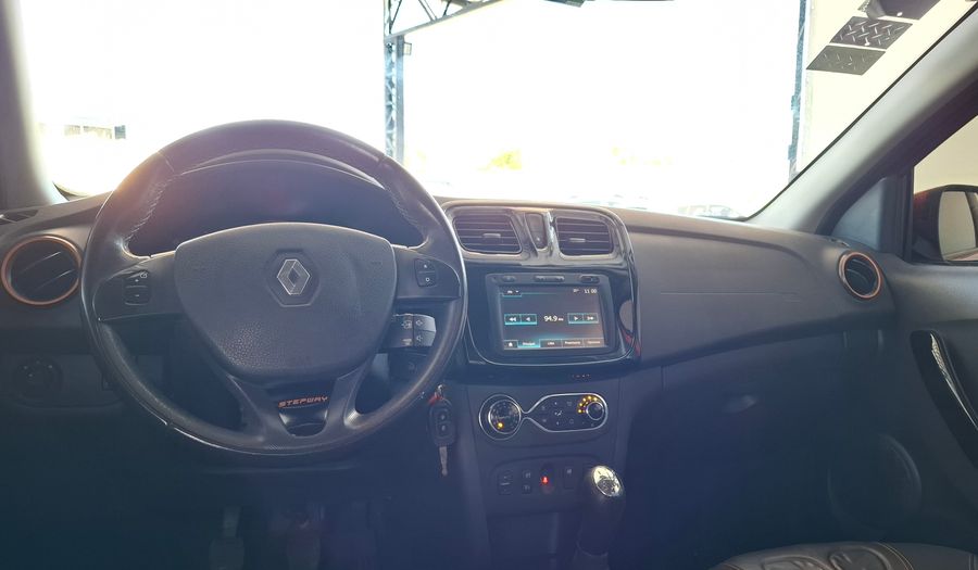 Renault Sandero Stepway 1.6 STEPWAY PRIVILEGE Hatchback 2018