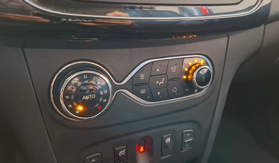 Renault Sandero Stepway 1.6 STEPWAY PRIVILEGE Hatchback 2018