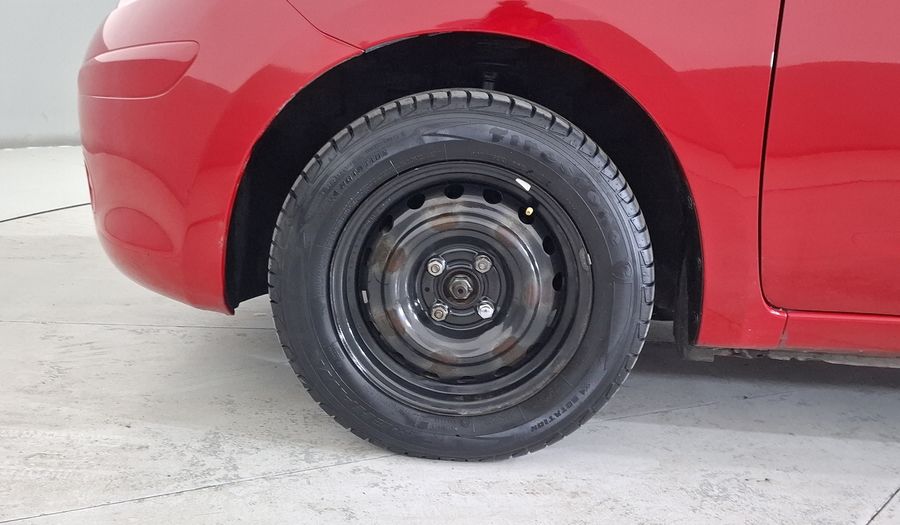 Nissan March 1.6 SENSE AT Hatchback 2013