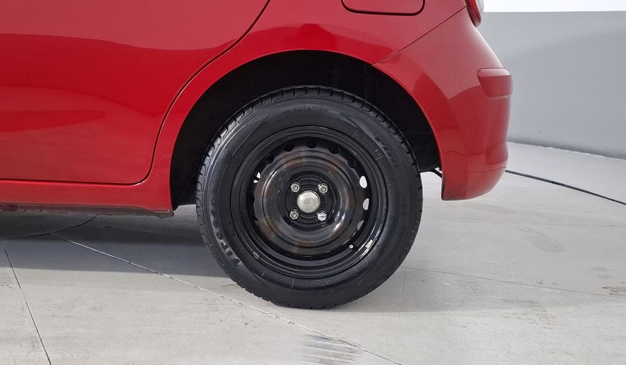 Nissan March 1.6 SENSE AT Hatchback 2013