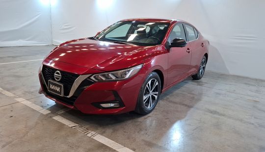 Nissan • Sentra