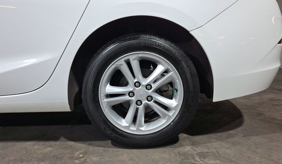 Chevrolet Cruze 1.4 LS A TURBO MT Sedan 2017