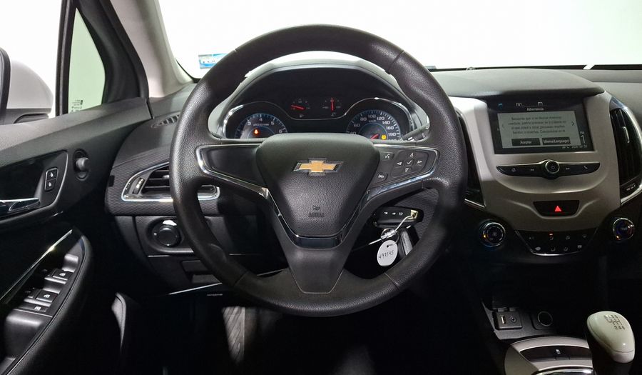 Chevrolet Cruze 1.4 LS A TURBO MT Sedan 2017