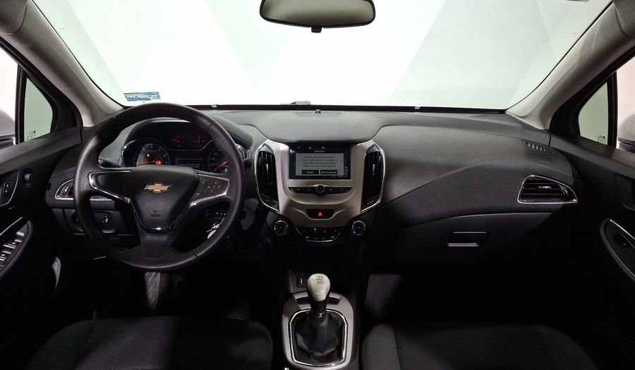 Chevrolet Cruze 1.4 LS A TURBO MT Sedan 2017