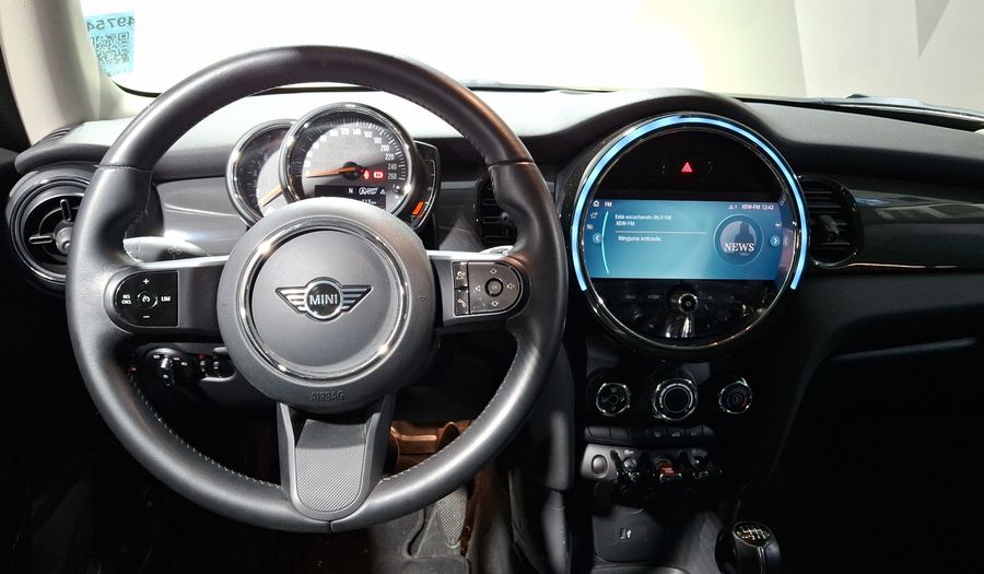 Mini Cooper 1.5 COOPER ESSENTIAL Hatchback 2022