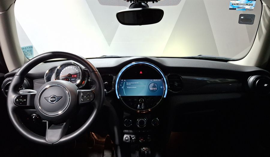 Mini Cooper 1.5 COOPER ESSENTIAL Hatchback 2022