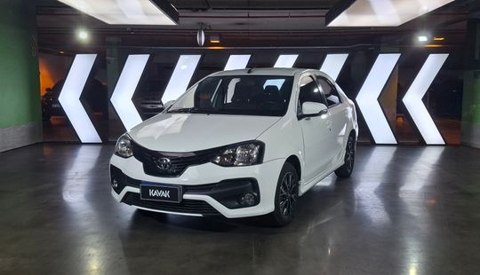 Toyota • Etios