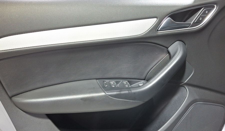 Audi Q3 2.0 LUXURY 170 HP S TRONIC Suv 2015