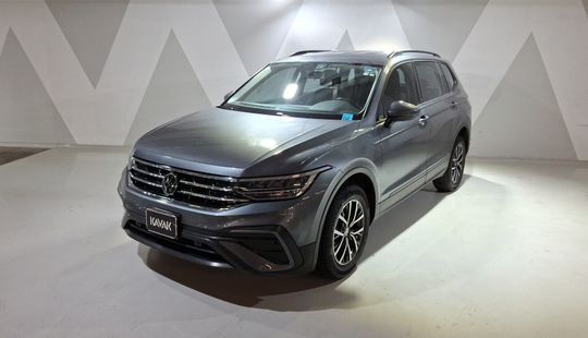 Volkswagen • Tiguan