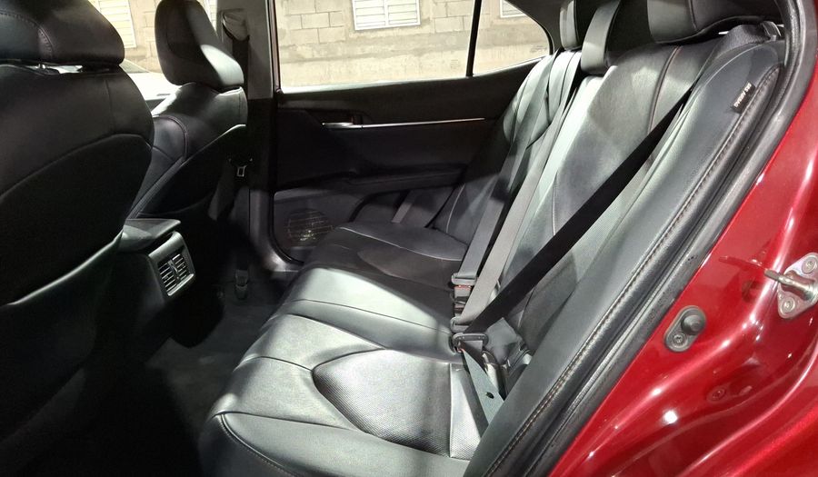 Toyota Camry 2.5 XLE NAVI HV AUTO Sedan 2020