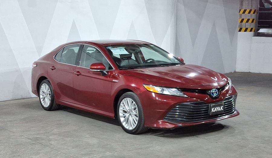 Toyota Camry 2.5 XLE NAVI HV AUTO Sedan 2020