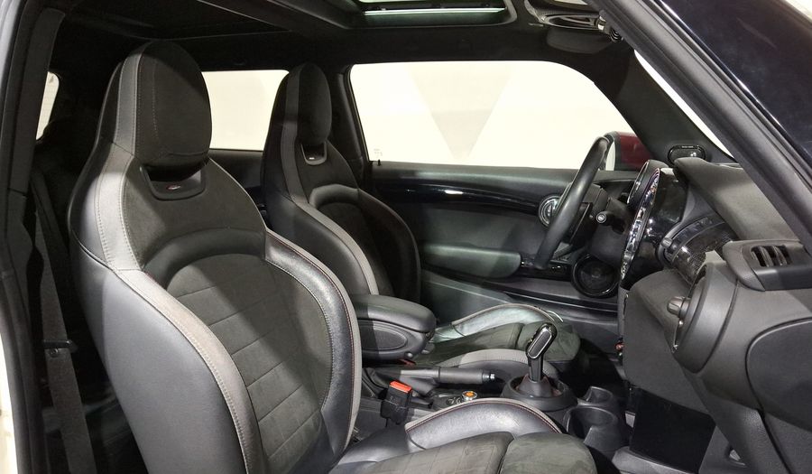 Mini John Cooper Works 2.0 JOHN COOPER WORKS HOT CHILI AUTO Hatchback 2020