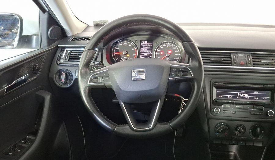 Seat Toledo 1.2 TSI STYLE MT Sedan 2015