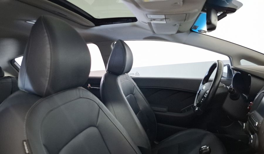 Kia Forte 2.0 SX MT Hatchback 2017