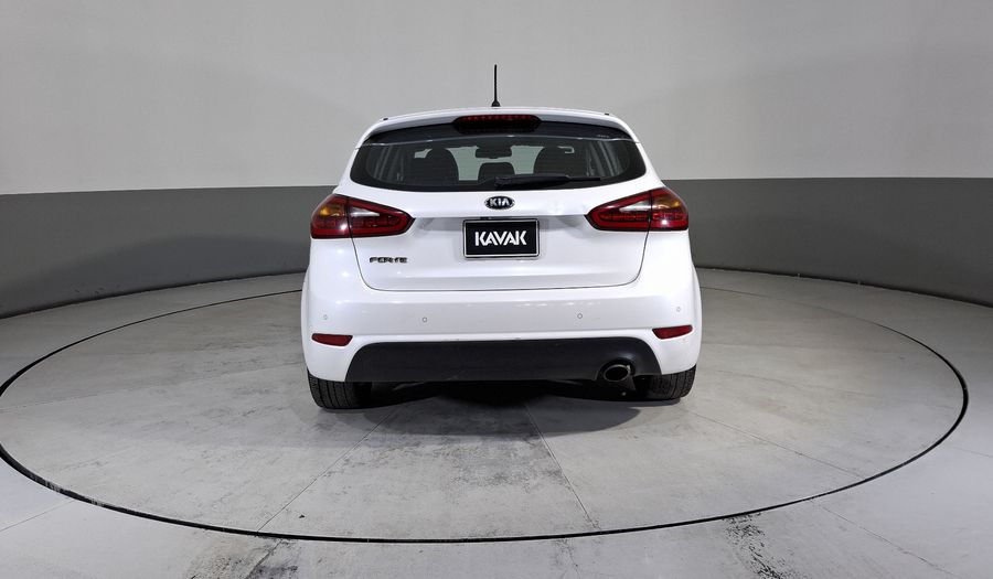 Kia Forte 2.0 SX MT Hatchback 2017