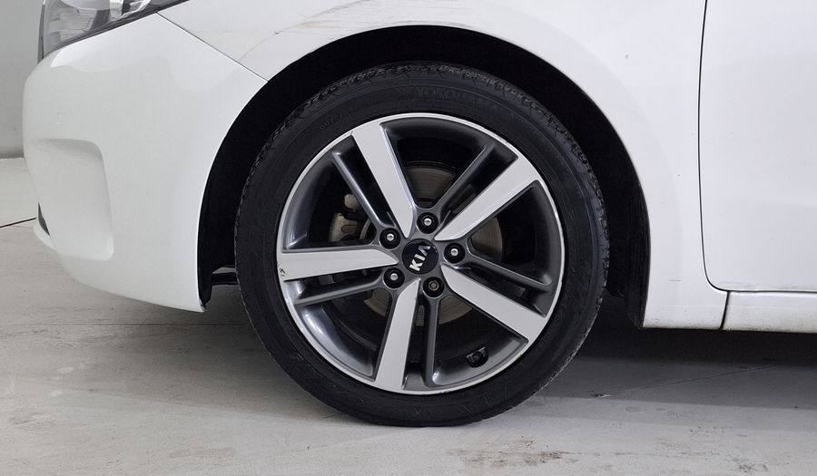 Kia Forte 2.0 SX MT Hatchback 2017