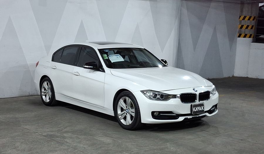 Bmw Serie 3 2.0 320IA SPORT LINE Sedan 2014