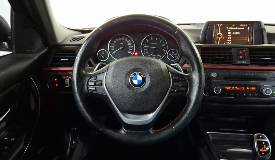 Bmw Serie 3 2.0 320IA SPORT LINE Sedan 2014