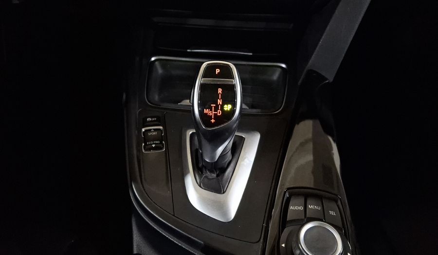 Bmw Serie 3 2.0 320IA SPORT LINE Sedan 2014