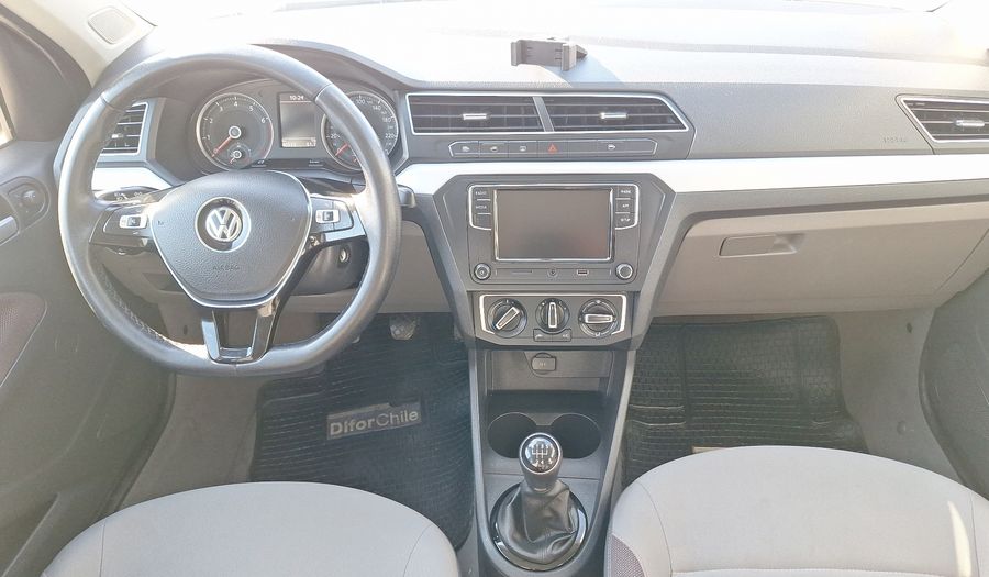 Volkswagen Voyage 1.6 HIGHLINE Sedan 2019