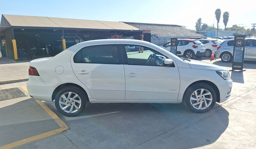 Volkswagen Voyage 1.6 HIGHLINE Sedan 2019
