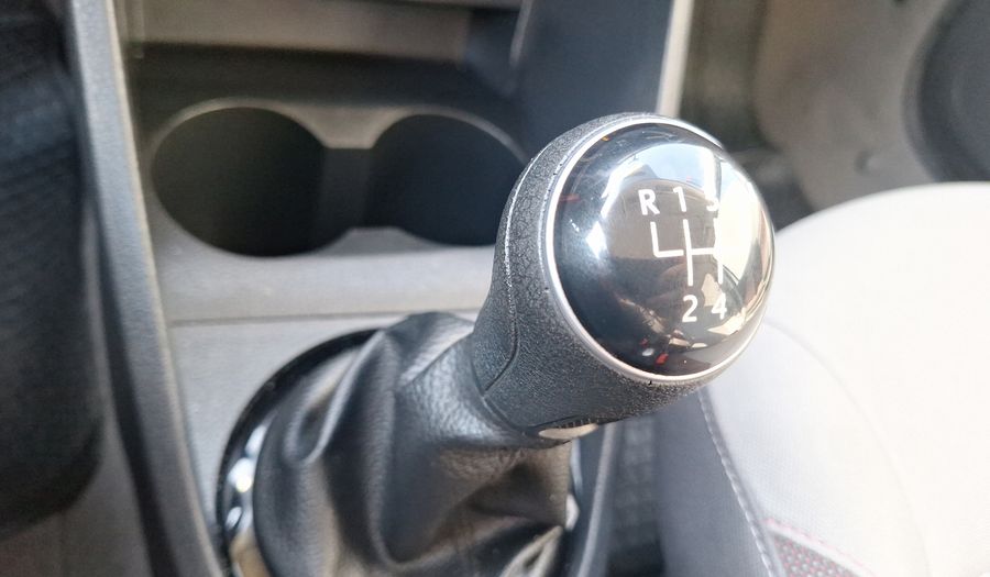 Volkswagen Voyage 1.6 HIGHLINE Sedan 2019